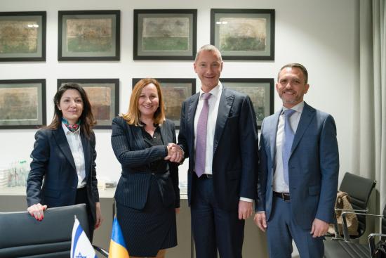 ЄКУ домовилася про співпрацю з бюро «Натів»